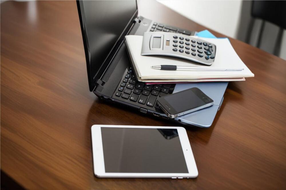 Pro e Contro dell'Uso di Dispositivi Ricondizionati per le Aziende
