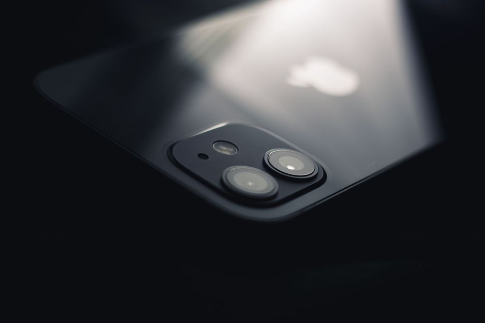 iPhone 18 Pro con design simile all'iPhone 17 Pro